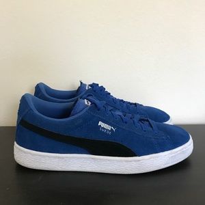 Puma sneakers